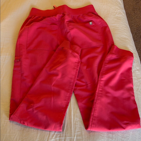 Fabletics Pink Gelato Women's scrub joggers only - Picture 5 of 5